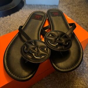 GUC strangecult sandals